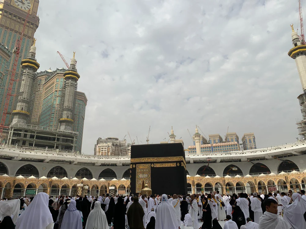 10 Keutamaan Umrah di Bulan Ramadan yang Perlu Diketahui