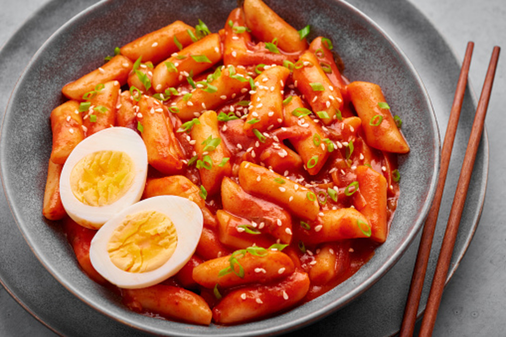 Laris Manis, Ini Dia 15 Ide Usaha Korean Street Food Modal Kecil!