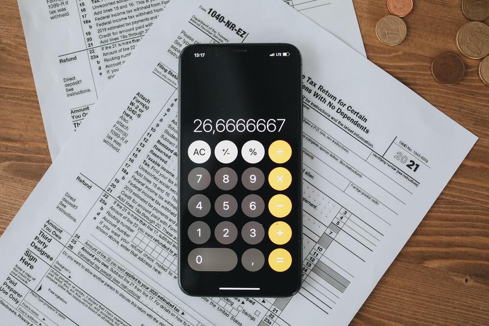 Piutang Adalah: Definisi, Jenis, Contoh, Dan Perbedaanya dengan Hutang