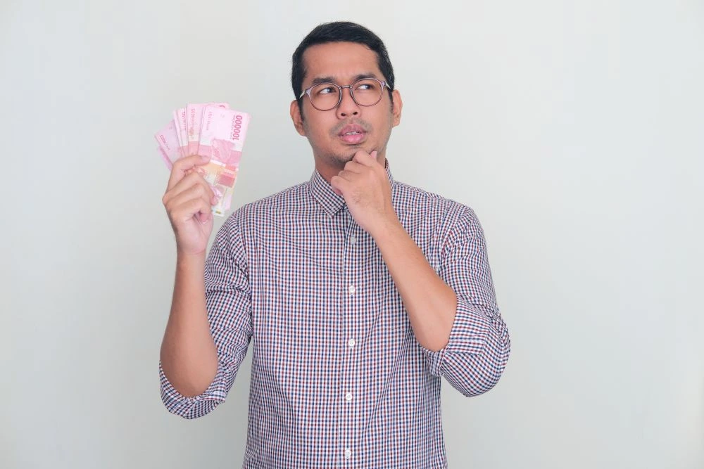 Skema Ponzi Adalah: Pengertian, Ciri-Ciri, dan Cara Menghindarinya