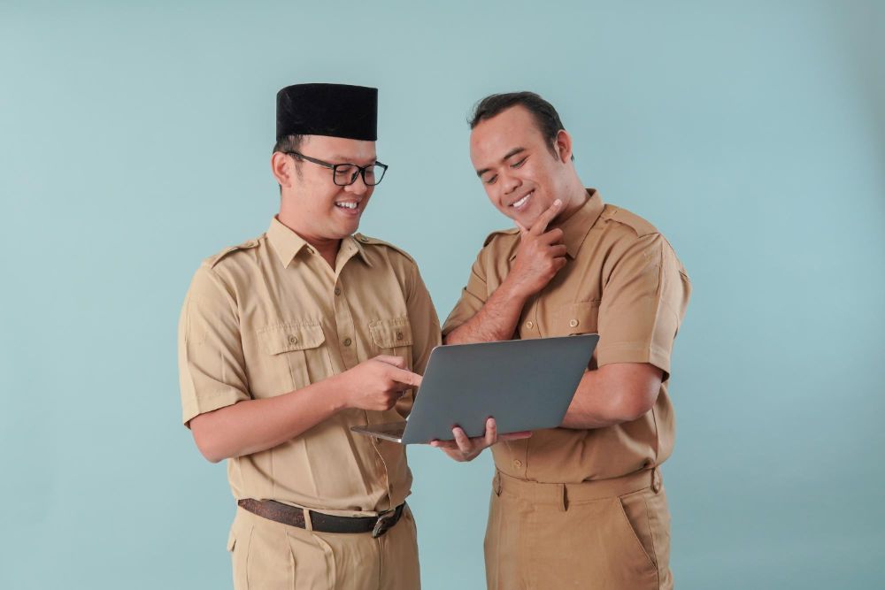Pinjaman untuk PNS: Manfaat, Keuntungan, dan Persyaratannya