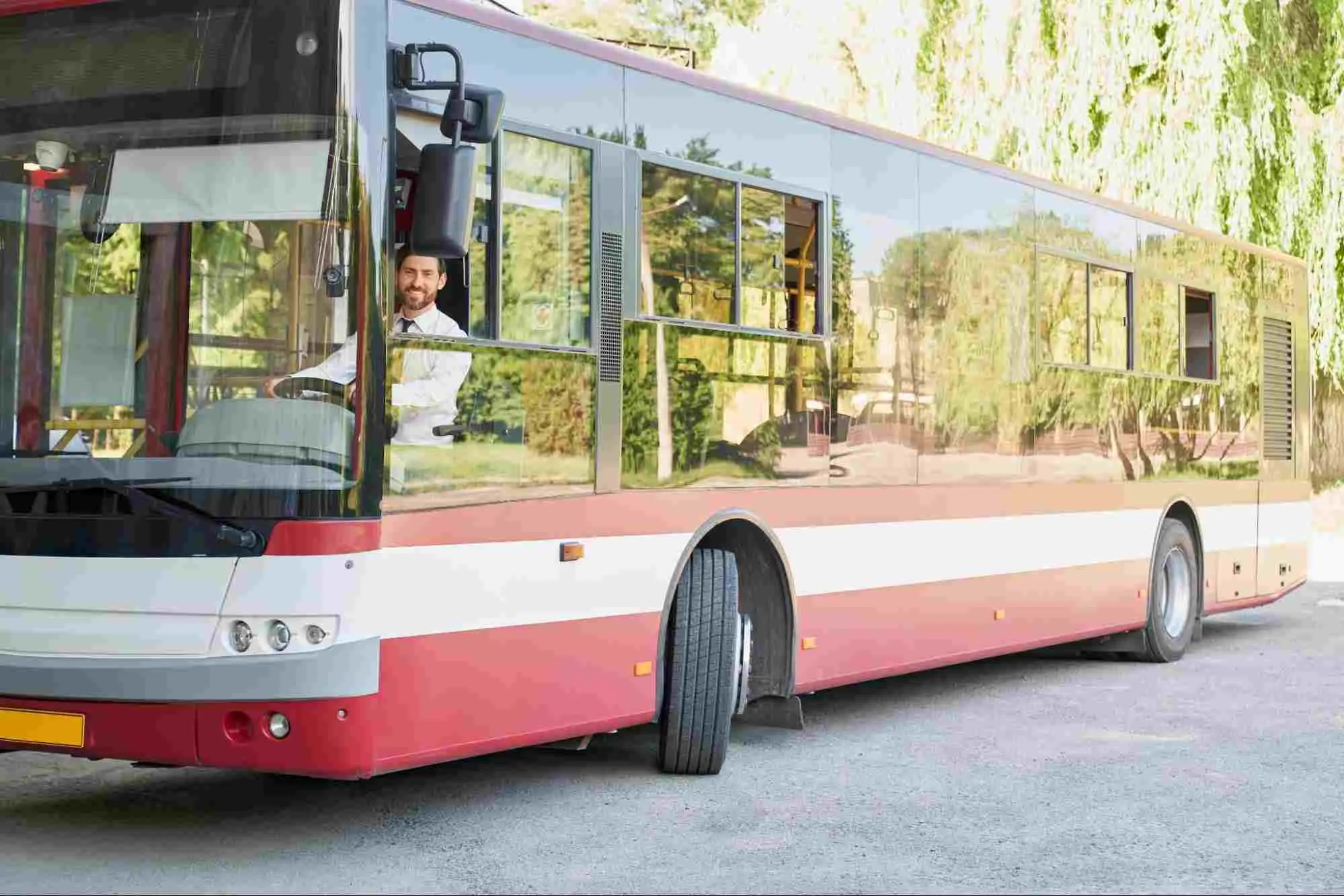 Types of Buses in Indonesia: Based on Capacity, Facilities, Routes, and Operators