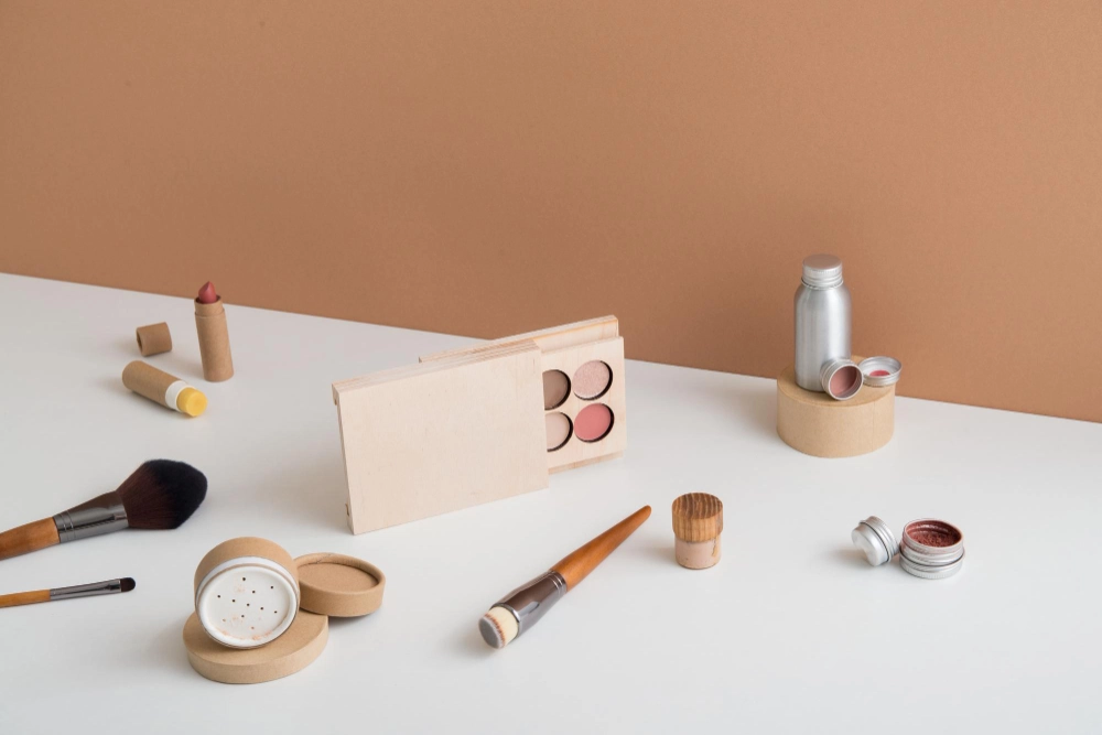 Cosmetic Contract Manufacturing: Definition, Benefits, and Collaboration Tips