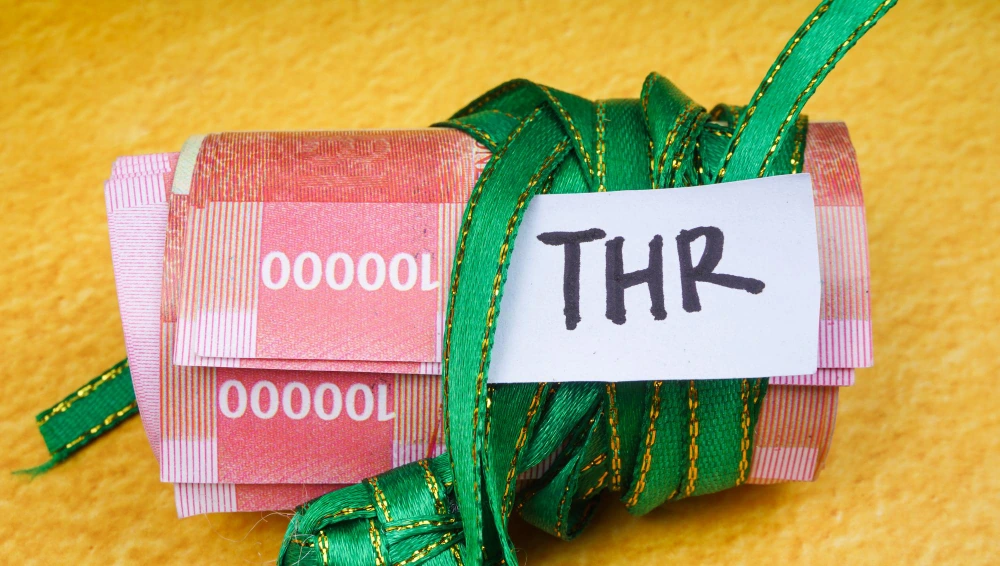 A Complete Guide to Calculating THR Under Indonesian Labor Regulations