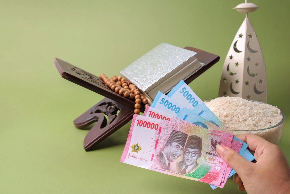 Learn What Income Zakat Is and Its Requirements Here!