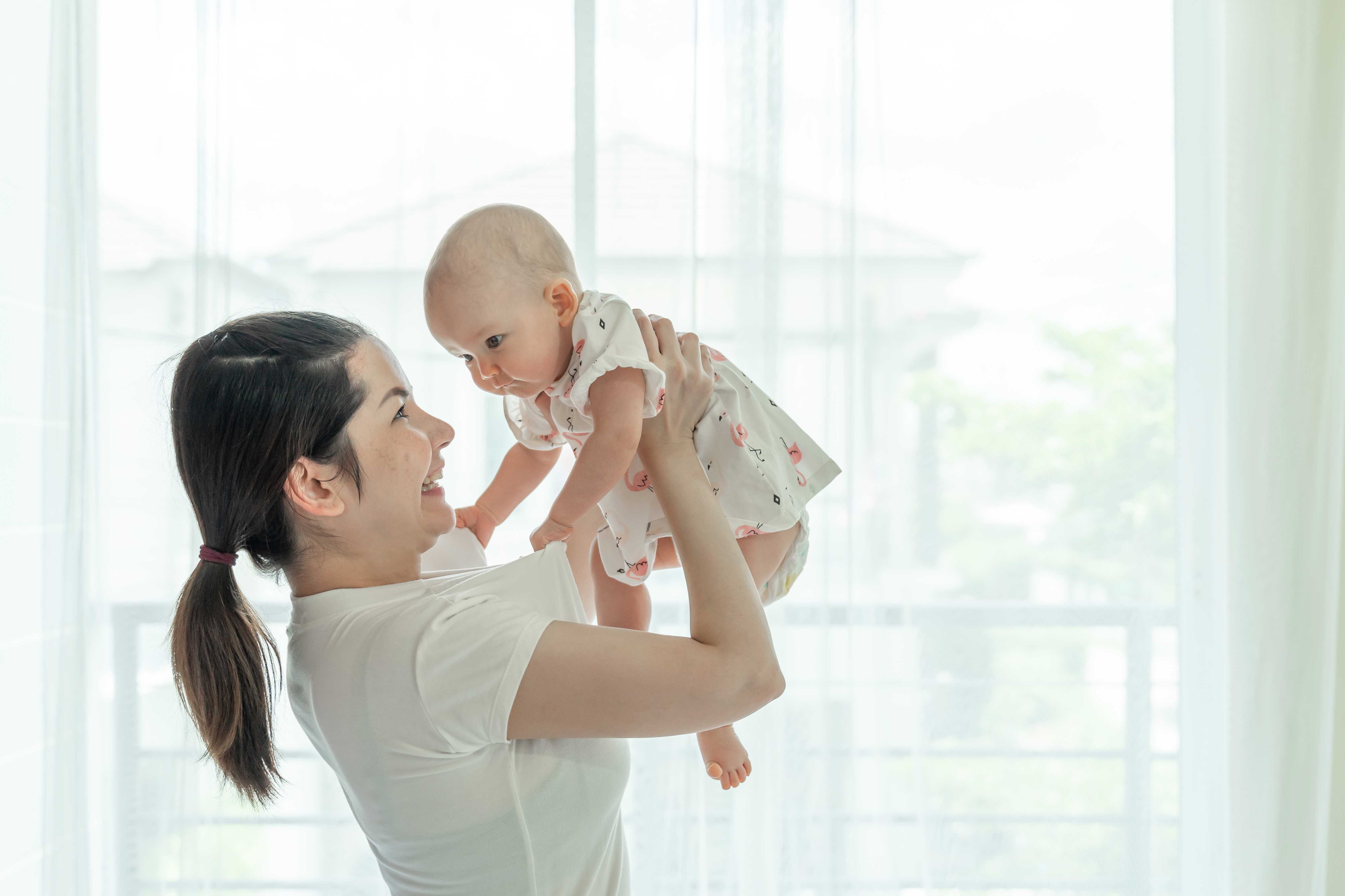 Dear Moms, Don't Let Your Children Become Victims! Here's How to Manage Stress for You