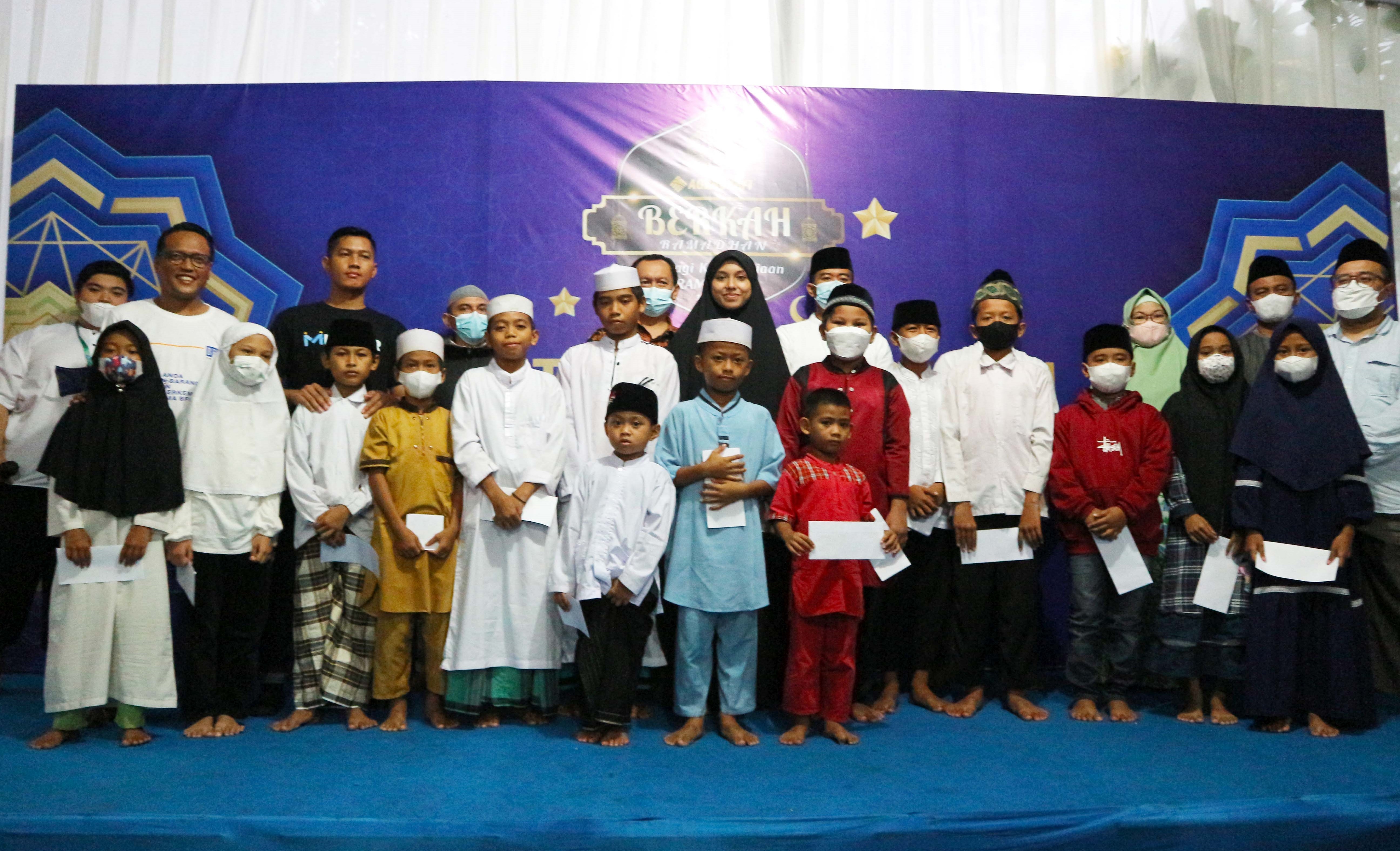 BFI Finance Tebar Berkah Ramadan Bersama Ratusan Anak-anak Yatim di Tangsel
