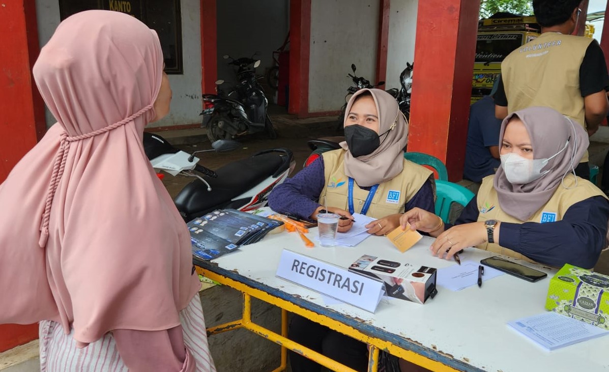 Medical services are open for female informal traders at the market