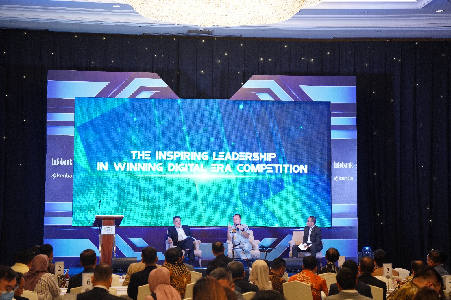 CEO Sharing session takes place before awarding ceremony held by Majalah Infobank and Isentia