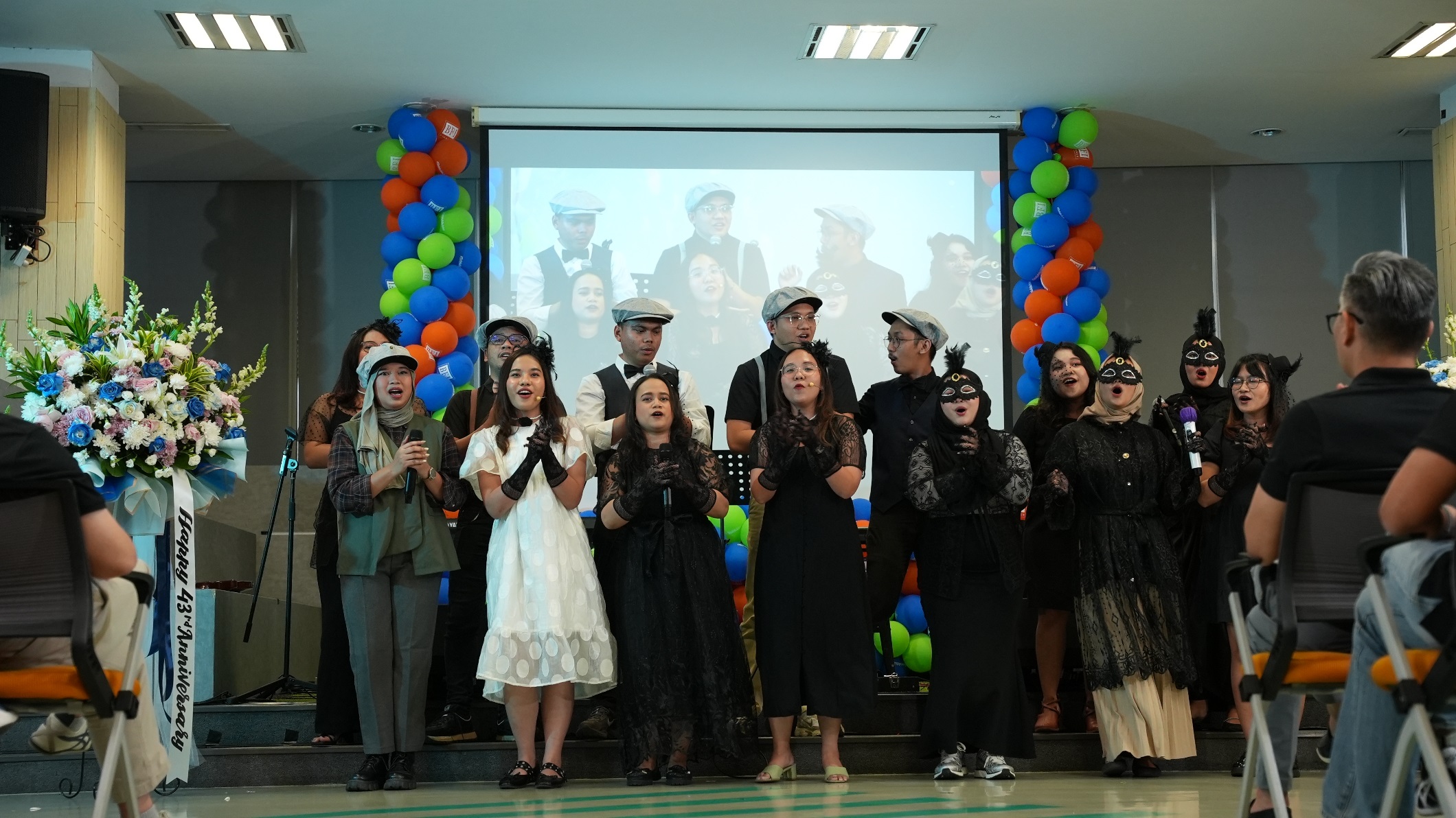 Employee participation during entertainment session