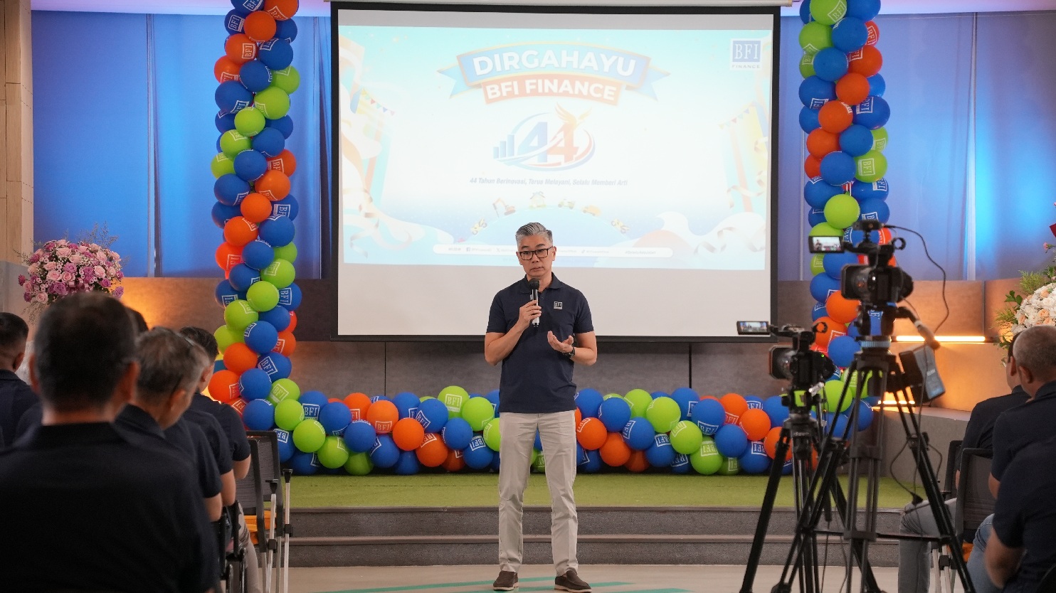 Presiden Direktur Bapak Sutadi menyampaikan apresiasi dan terima kasih atas kepercayaan semua pihak sehingga BFI Finance dapat terus berkembang